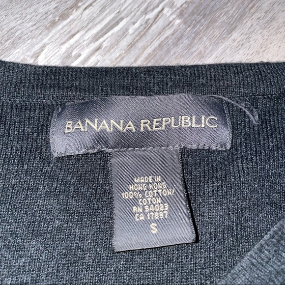 sweater - Picture 3 of 3